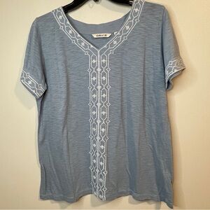 Orvis Sky Blue Short Sleeve V-neck Tunic Tee with White Embroidery